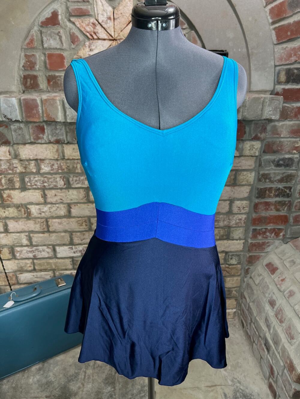 swimsuit swim dress Vintage 1980s one piece colorblocked blue teal aqua black